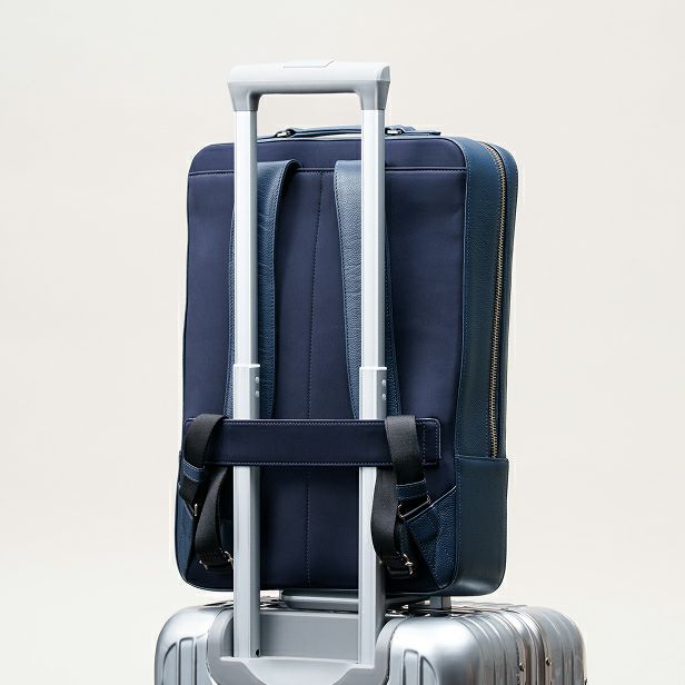 ビジネスバックパック