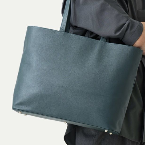 ❣️未使用 ❣️ビジネスレザーファクトリー トートバッグ ブルー 限定品】ビジネスレザーファクトリー 本革トートバッグ