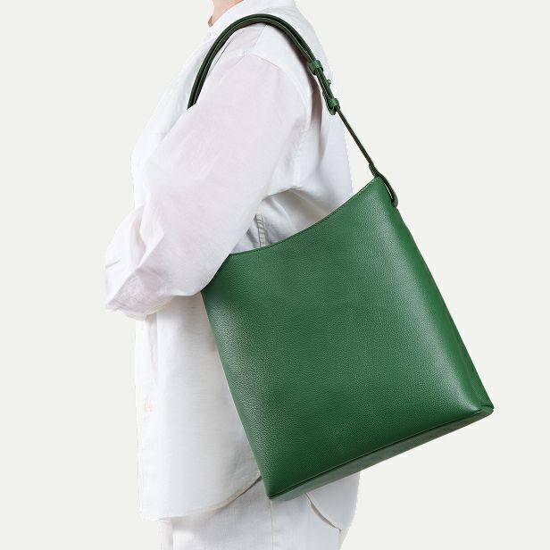 縦型ショルダーバッグ｜LIB