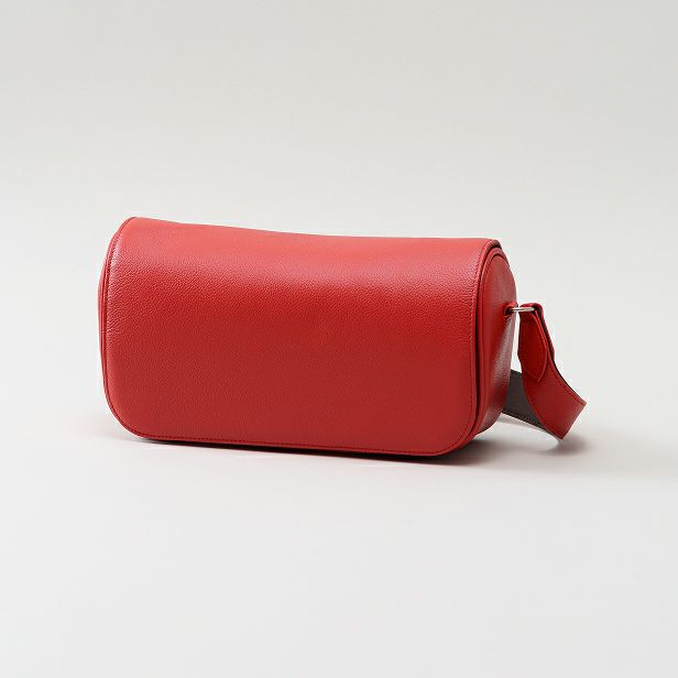 アンバーレッド