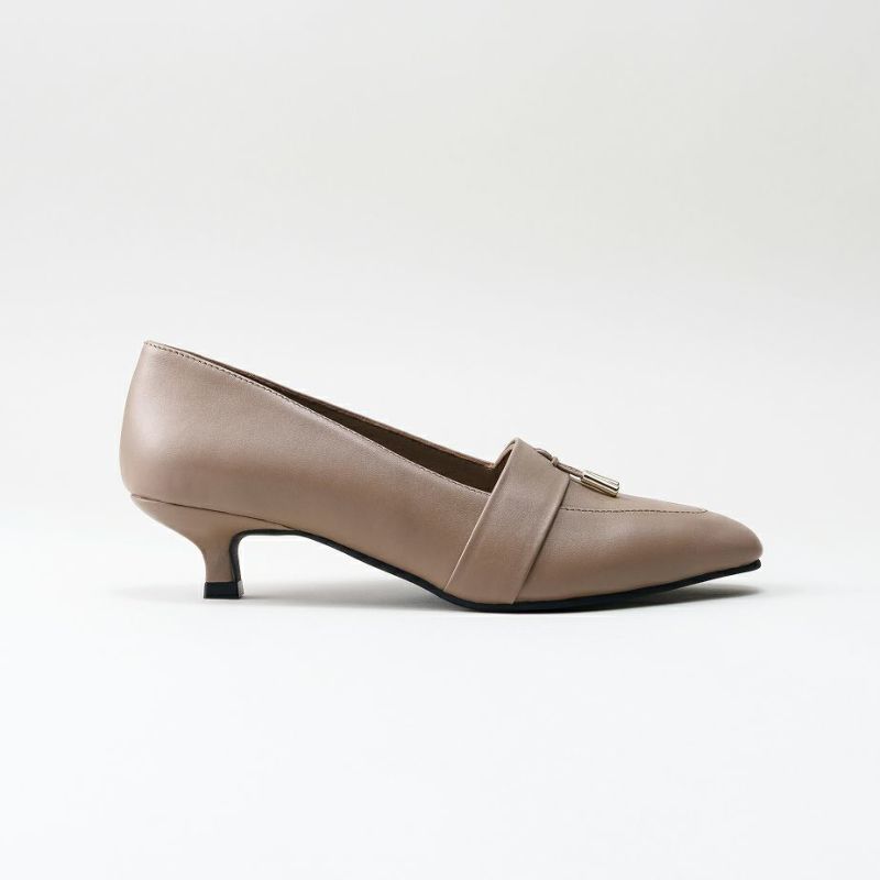 タッセルモチーフ ヒール 3.5cm (キトゥンヒール)