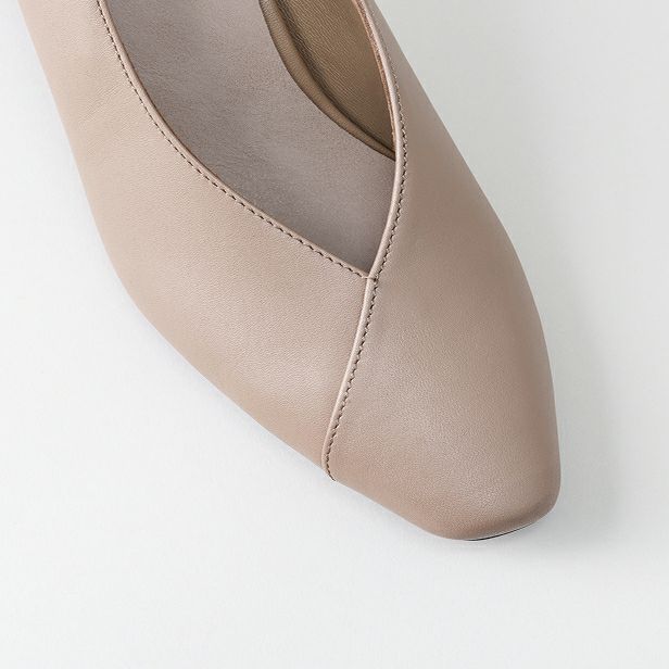 Vカット ヒール 5cm (ブロックヒール)