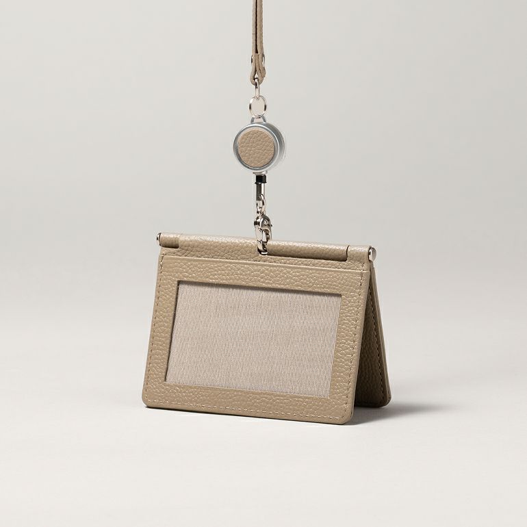 バタフライID(リール付きストラップ付)